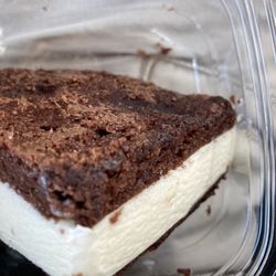 Underground Cookie Club - Retro - Ice Cream Sandwich