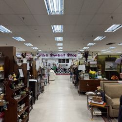 The Eclectic Chic - Inside