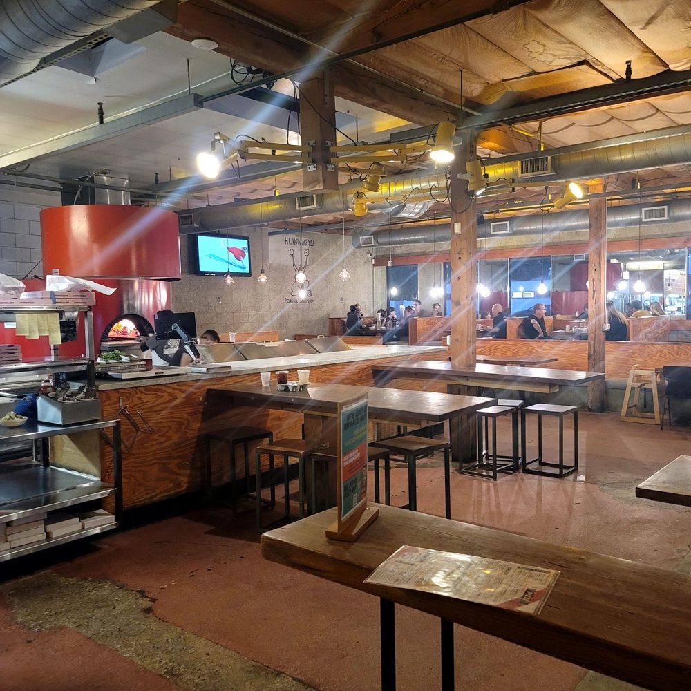 Pitfire Pizza - Pitfire Pizza - Interior - Pizza Near Me - Culver City, California Pitfire Pizza - Pitfire Pizza - Interior - Pizza Near Me - Culver City, California