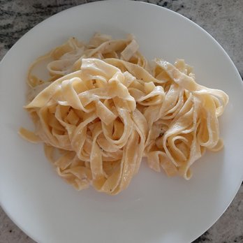Mandola's Italian Kitchen - Fettuccine alfredo - Italian Near Me - Riverview, Florida Mandola's Italian Kitchen - Fettuccine alfredo - Italian Near Me - Riverview, Florida