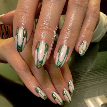 Atomic Nail Bar - Gel Overlay that lasts for 4+ weeks - Nail Salons Near Me - Chicago, Illinois