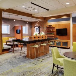 Courtyard by Marriott Boston Logan Airport - The restaurant yes that can take a long time to get into and be waited on.