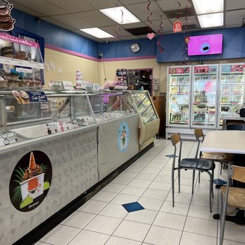 Baskin-Robbins - the inside of a restaurant - Ice Cream & Frozen Yogurt Near Me - Castro Valley, California Baskin-Robbins - the inside of a restaurant - Ice Cream & Frozen Yogurt Near Me - Castro Valley, California