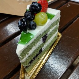 Green tea cake