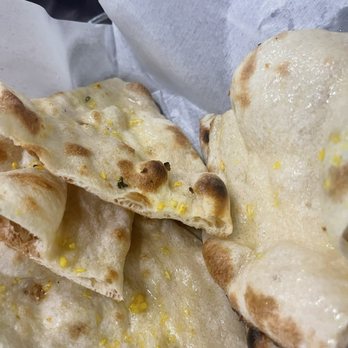 Zen Curry and Grill - GARLIC NAAN - a bit underwhelming, not very good - Indian Near Me - Temecula, California Zen Curry and Grill - GARLIC NAAN - a bit underwhelming, not very good - Indian Near Me - Temecula, California