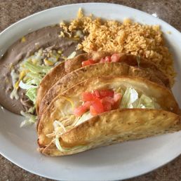 La Hacienda Chicken Tacos