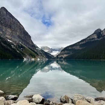 Lake Louise - Lakes Near Me - Lake Louise, Alberta Lake Louise - Lakes Near Me - Lake Louise, Alberta