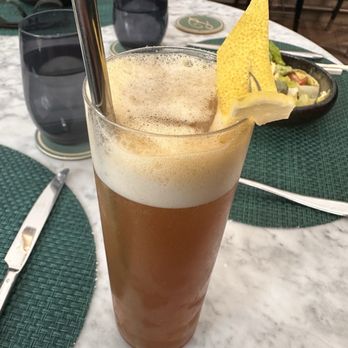 Podmore - Golden Gin and tonic - Cocktail Bars Near Me - Honolulu, Hawaii