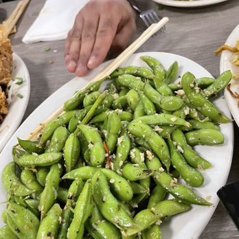 Side Street Inn - Edamame - Sports Bars Near Me - Honolulu, Hawaii Side Street Inn - Edamame - Sports Bars Near Me - Honolulu, Hawaii