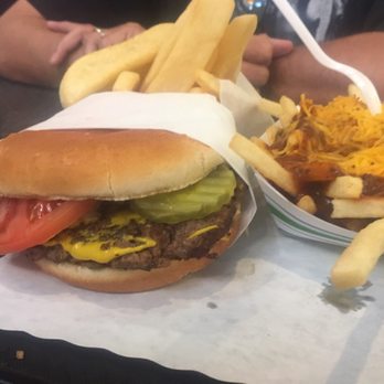 Fatburger - Hubby's burger and chili cheese fries - Burgers Near Me - Aurora, Colorado Fatburger - Hubby's burger and chili cheese fries - Burgers Near Me - Aurora, Colorado