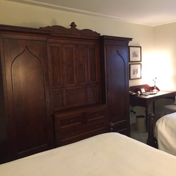The Carolina Inn - Destination by Hyatt - Entertainment Center and Closet - Hotels Near Me - Chapel Hill, North Carolina The Carolina Inn - Destination by Hyatt - Entertainment Center and Closet - Hotels Near Me - Chapel Hill, North Carolina