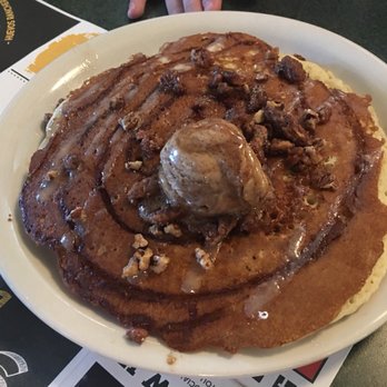 Metro Diner - Cinnamon Bun Pancakes = Yum - Diners Near Me - Pooler, Georgia Metro Diner - Cinnamon Bun Pancakes = Yum - Diners Near Me - Pooler, Georgia