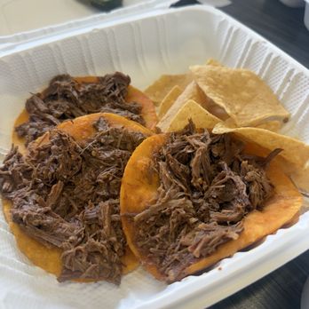 Queen Taco & Sushi - Taco De Birria - Mexican Near Me - South Gate, California Queen Taco & Sushi - Taco De Birria - Mexican Near Me - South Gate, California