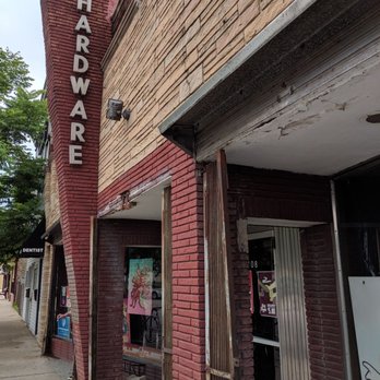 Logan Arcade - Outside, barely any indication this is an arcade. - Arcades Near Me - Chicago, Illinois