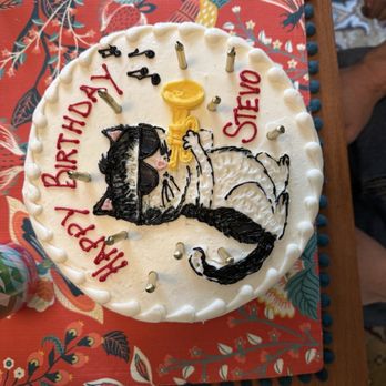 Byers Butterflake Bakery - Custom designed cake decorations. Cat blowing a trumpet. - Bakeries Near Me - Leola, Pennsylvania
