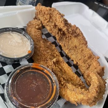 Canvas Social Cuisine - Catfish - Southern Near Me - Norfolk, Virginia Canvas Social Cuisine - Catfish - Southern Near Me - Norfolk, Virginia