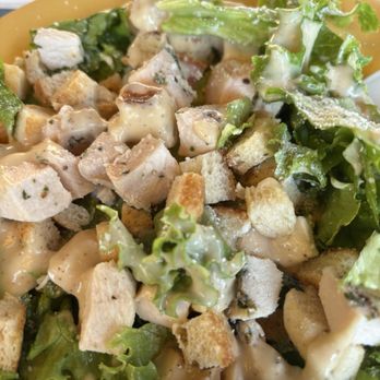 Dave's Pizza Garage - Cesaer with chicken - Pizza Near Me - Tallahassee, Florida Dave's Pizza Garage - Cesaer with chicken - Pizza Near Me - Tallahassee, Florida