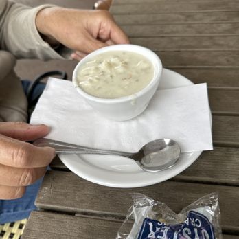 London Bridge Pub - Clam chowder - British Near Me - Monterey, California London Bridge Pub - Clam chowder - British Near Me - Monterey, California