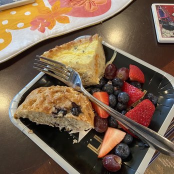 Brimfield Bread Oven - Sweet potato quiche & lemon blueberry scone - Pizza Near Me - Kent, Ohio