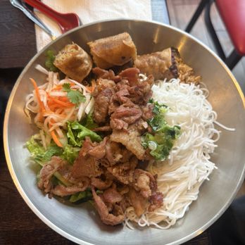 Viet Fusion - Hot Pot Near Me - Chicago, Illinois Viet Fusion - Hot Pot Near Me - Chicago, Illinois
