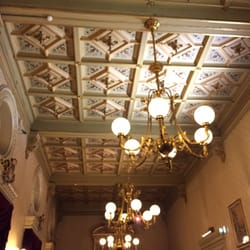 Théâtre du Châtelet  - La salle des bars