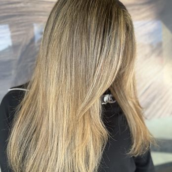 Pretty In Pink Salon - Balayage & hair cut - Hair Salons Near Me - Riverside, California Pretty In Pink Salon - Balayage & hair cut - Hair Salons Near Me - Riverside, California