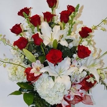 North Point Florist - Valentine super deluxe - Florists Near Me - Alpharetta, Georgia North Point Florist - Valentine super deluxe - Florists Near Me - Alpharetta, Georgia