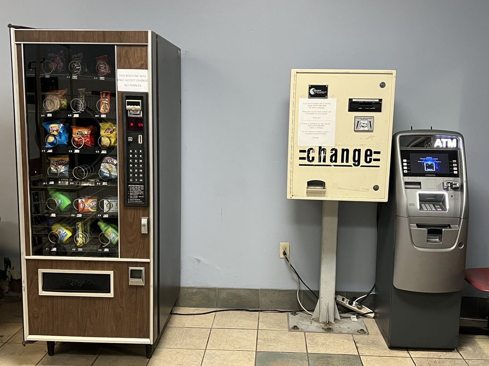 COIN LAUNDRY Updated August 2024 10 Photos 10225 Ocean Hwy