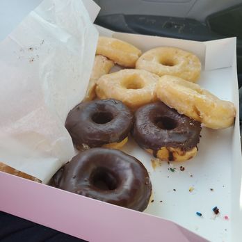 Danny's Donuts - Donut - Donuts Near Me - New Boston, Texas