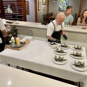 Fond - Chef doing his thang - VN - Asian Fusion Near Me - Lahaina, Hawaii