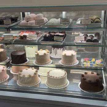 Empire Cake - Custom Cakes Near Me - New York, New York