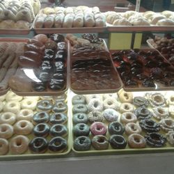 Happy Donut Shop - Selection