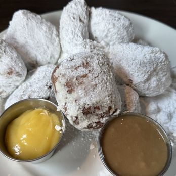 Great Maple San Diego - Powdered Sugar Beignets - Breakfast & Brunch Near Me - San Diego, California