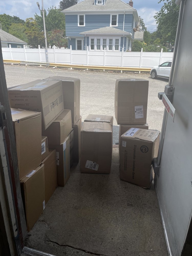 UNITED PARCEL SERVICE Updated September 2024 12 Reviews 3