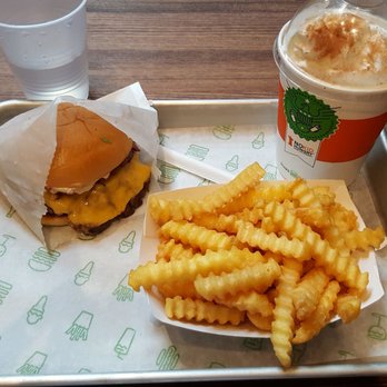Shake Shack West Loop - Smoke Shack burger - Burgers Near Me - Chicago, Illinois Shake Shack West Loop - Smoke Shack burger - Burgers Near Me - Chicago, Illinois