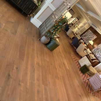 Evelyn's - Dining room/Lounge Area - Wine Bars Near Me - Nashville, Tennessee