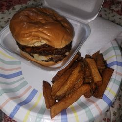 Harden’s Hamburgers & More - Mushroom burger and homemade fries