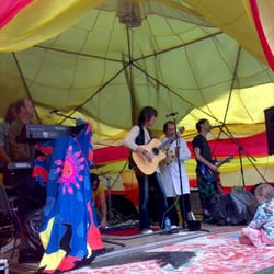 Elder Stubbs Festival - Huw and The Assasins of Science and number one fan
