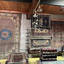 Hoodland Bazaar - Handmade Rugs