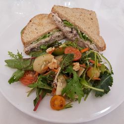 Fairy Cakes - Organic chicken sandwich