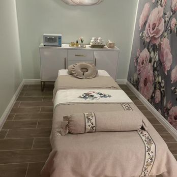 iFeet Foot Massage - Massage Near Me - Corona, California iFeet Foot Massage - Massage Near Me - Corona, California
