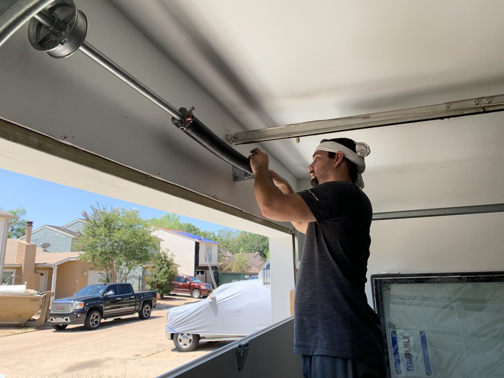 SPECTRUM OVERHEAD DOOR 41 Photos 16023 East Fwy, Channelview, Texas