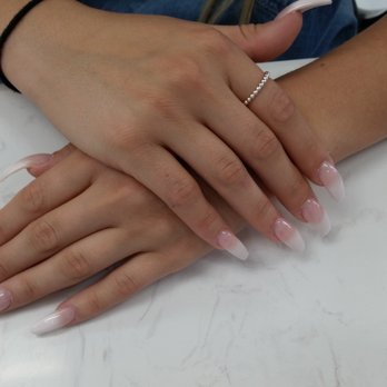 Top Modern Nail Spa - Nail Salons Near Me - Toronto, Ontario