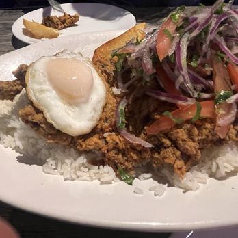 Kumbia Restaurant - Milanesa de Carne - Latin American Near Me - Rockville, Maryland