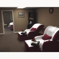 Spa Thrive - These sofa chairs are amazing!