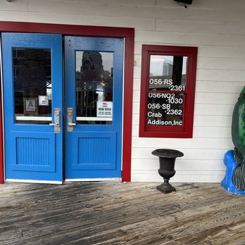 Joe's Crab Shack - Entrance - Seafood Near Me - Louisville, Kentucky