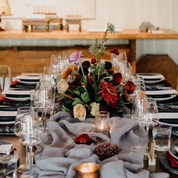 The Little Branch - Table florals - Florists Near Me - Los Angeles, California