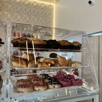 Emari Roast Cafe - pastries - Cafes Near Me - Troy, Michigan Emari Roast Cafe - pastries - Cafes Near Me - Troy, Michigan