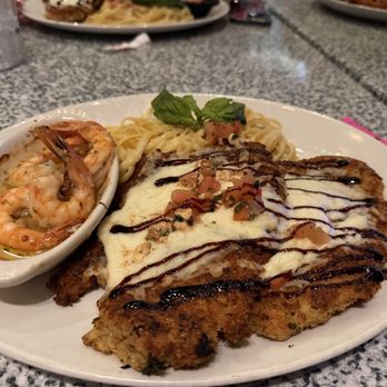 Rainforest Cafe - Crispy Bruschetta Chicken - American Near Me - Las Vegas, Nevada