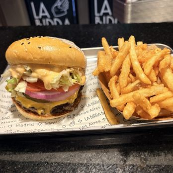 La Birra Bar - Single American burger and fries - Burgers Near Me - Coral Gables, Florida La Birra Bar - Single American burger and fries - Burgers Near Me - Coral Gables, Florida